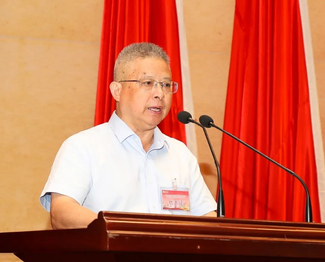 1714116366718677.jpg 海南礦業(yè)召開第四屆職工代表大會(huì)第一次會(huì)議3.jpg