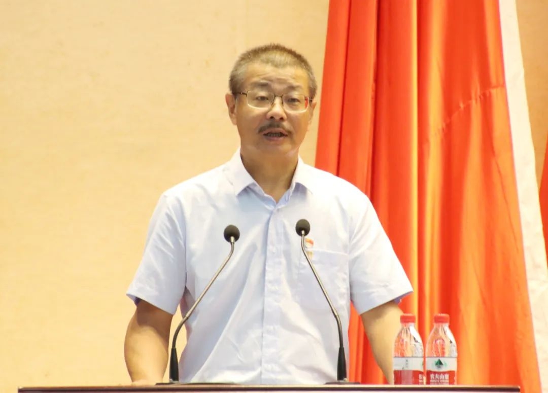 1719823558292295.jpg 海南礦業(yè)召開慶祝中國共產(chǎn)黨成立103周年暨七一表彰大會(huì)9.jpg